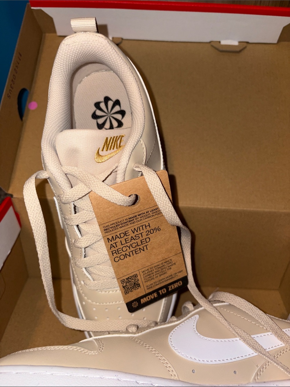 Nike Low-Top Sneakers in Beige and White with Gold Accents - Picture 3 of 4